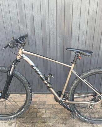 Giant talon 1 2024 ruote 29 taglia L