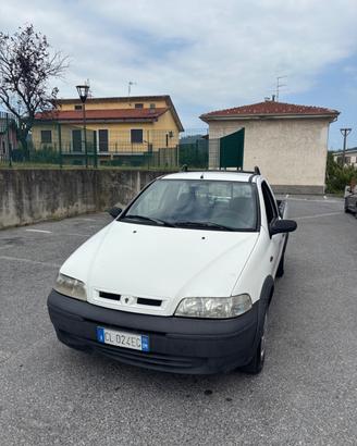 Fiat Strada 1.9 JTD Pick-up