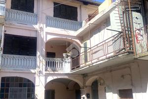 CASA DI CORTE A MONTALTO DORA