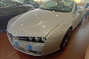 Alfa Romeo Spider 3.2 JTS V6