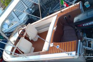 Motoscafo open Solcio 5 mt – Evinrude 40 CV