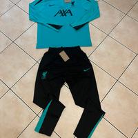 Tuta completa liverpool Nuova con cartellino