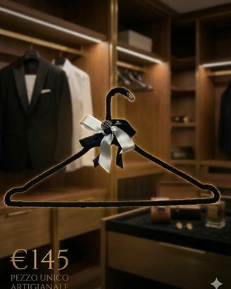 Gruccia d'Arte  "Black Button Rose" - Pezzo Unico