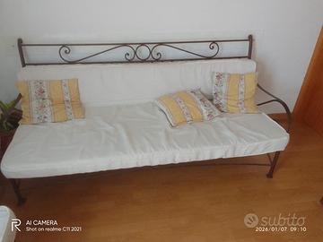 divano e poltrona ferro marocchino