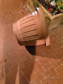 vasi in plastica diam. 60