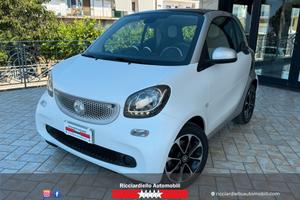 Smart ForTwo 1.0 71 coupé Passion - bianco opaco