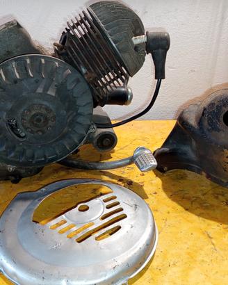 Motore vespa 125 VMA1M 17100 Nuova 1967