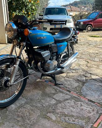 Suzuki GT380 (NGT)