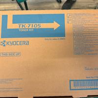 Toner originali tk7105