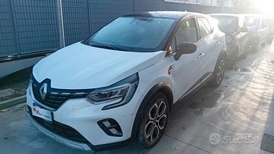 Renault Captur TCe 100 CV GPL FAP Intens SINISTRAT