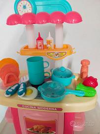 Cucina giocattolo