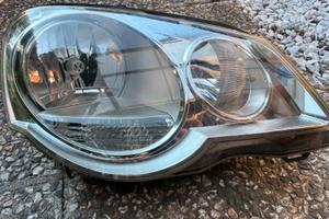 Fari anteriori VW Polo 9n3