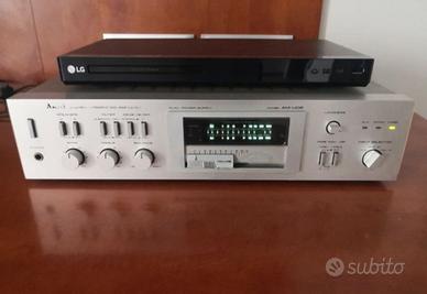 Amplificatore Akai AM-U02