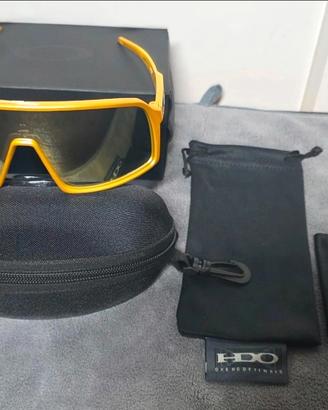Occhiali da sole stile Oakley