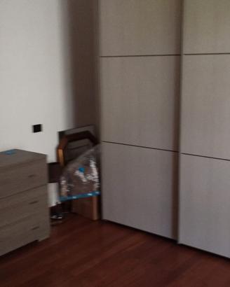 Stanza singola Lissone libera subito