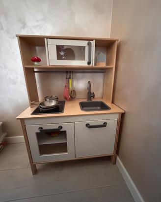 Cucina in legno bambin*