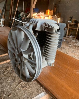 Gruppo pompante ABAC