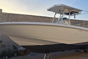 Boston Whaler Outrage 27