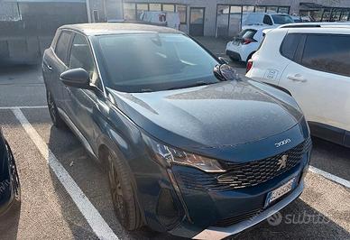PEUGEOT 3008 1.5BlueHDI MANUALE