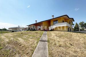 Bifamiliare a Morsano al Tagliamento