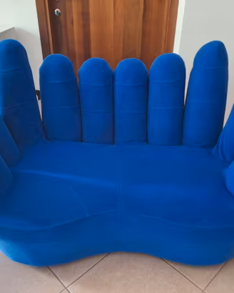 Divano di Design blu a forma di dita mani