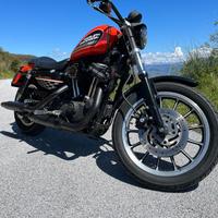 Harley davidson 883  R