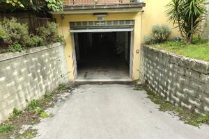 Box / Garage di 80 m² a Avellino
