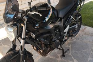 Yamaha FZ6