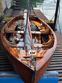 DINGHY 12 PIEDI IN LEGNO