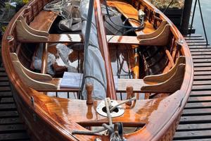 DINGHY 12 PIEDI IN LEGNO