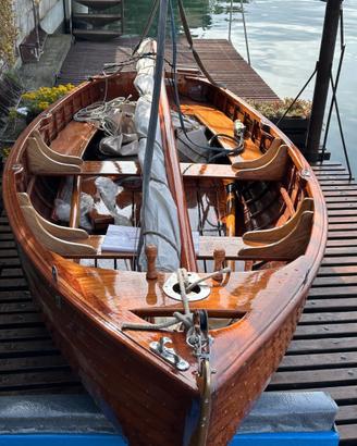 DINGHY 12 PIEDI IN LEGNO