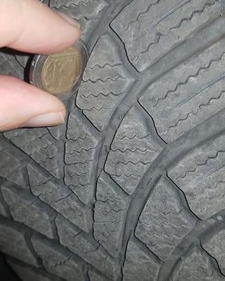 Gomme da neve Bridgestone  205/60 R16 96H