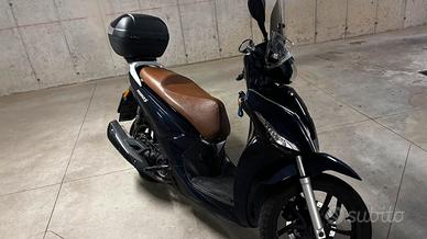  Scotter Kimco Peoples 150 cc