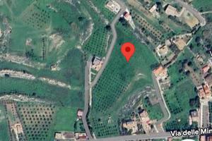 Lotti di terreno con concessione edilizia