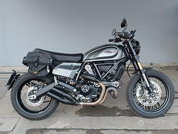 Ducati Scrambler 800 Night Shift 2022