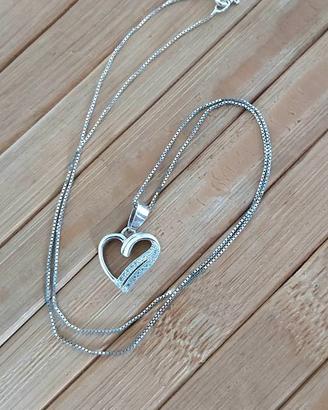 collana in argento e pendente