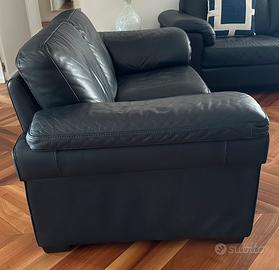 PRIVATO:- Divani Pelle Natuzzi 2 e 3 Posti