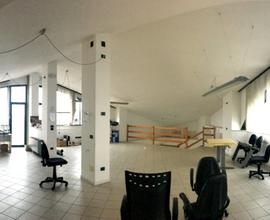 VILLA CHIAVICHE - UFFICIO DI 330 MQ CON OPEN SPACE