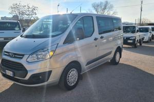 Ford transit custom 8 posti vettura