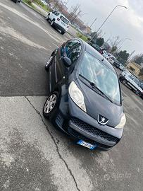Peugeot 107 benzina
