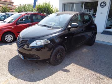 Lancia Ypsilon 0.9 TwinAir 85 CV 5 porte Metano Ec