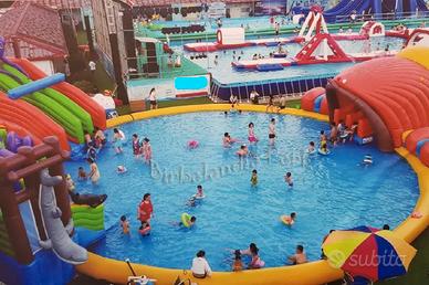 Parco Giochi Acquatico. Acquascivolo per Villaggi