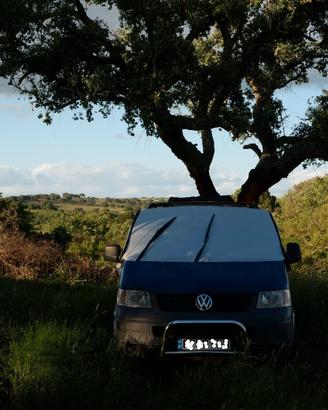 Volkswagen T5 Passo Lungo - Off-grid conversion