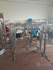 Stend per abbigliamento 