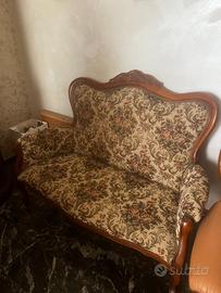 Salotto in tessuto gobelin (divano + 2 poltrone)