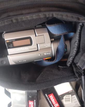 videocamera della Sony 8mm