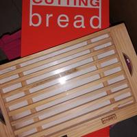 Tagliere “Cutting Bread” in legno NUOVO