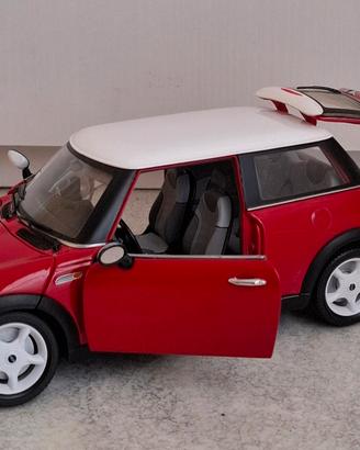 Mini Cooper Burago 1/18 - Rossa e Bianca 