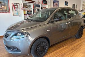 Lancia Ypsilon 1.0 FireFly 5 porte S&S Hybrid Gold