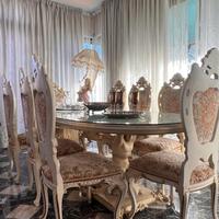 Tavolo + 8 sedie stile Luigi XVI